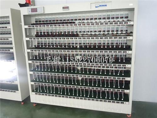 LED驱动老化箱