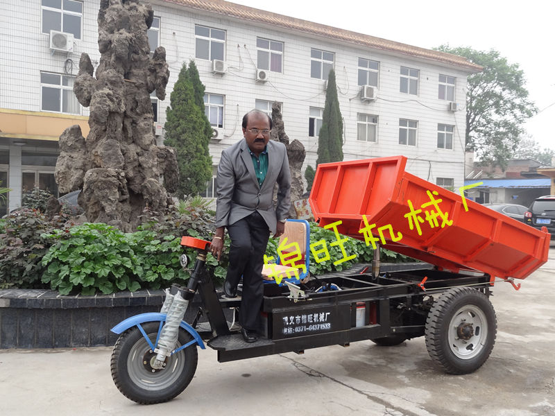小型礦用翻斗車廠家定制,1噸礦用翻斗車低碳環保原始圖片2