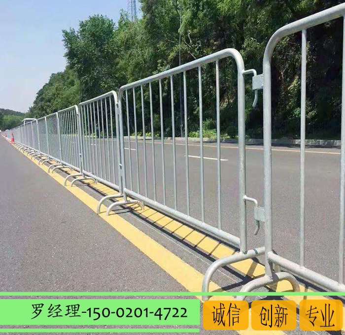 澳大利亞移動護欄網 臨時隔離圍欄 場區隔斷不銹鋼鐵馬出口