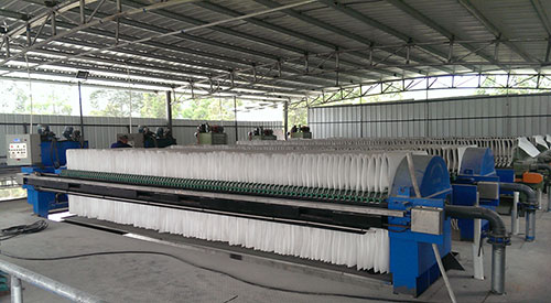廠家直銷廂式高壓壓濾機(jī)固液分離污水處理設(shè)備廂式污泥壓濾機(jī)
