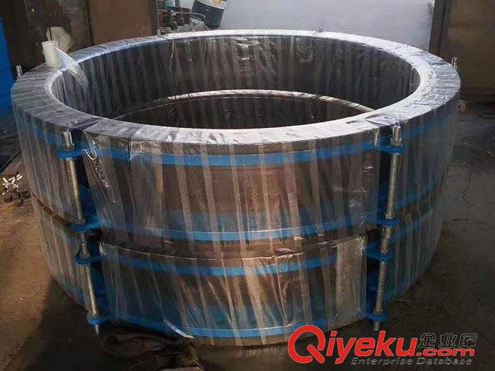 四川供應建筑用DN150法蘭式柔性橡膠軟接頭
