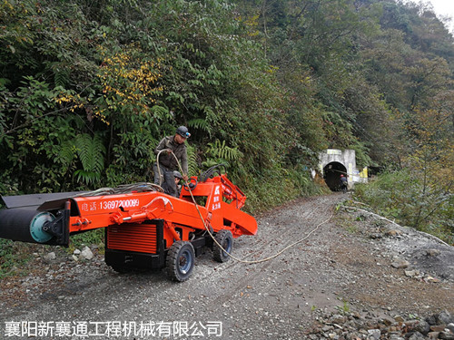 礦用輪式扒渣機 小型隧道掘進機 2萬左右扒渣機