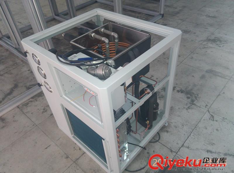 1HP風冷式工業制冷機原始圖片2
