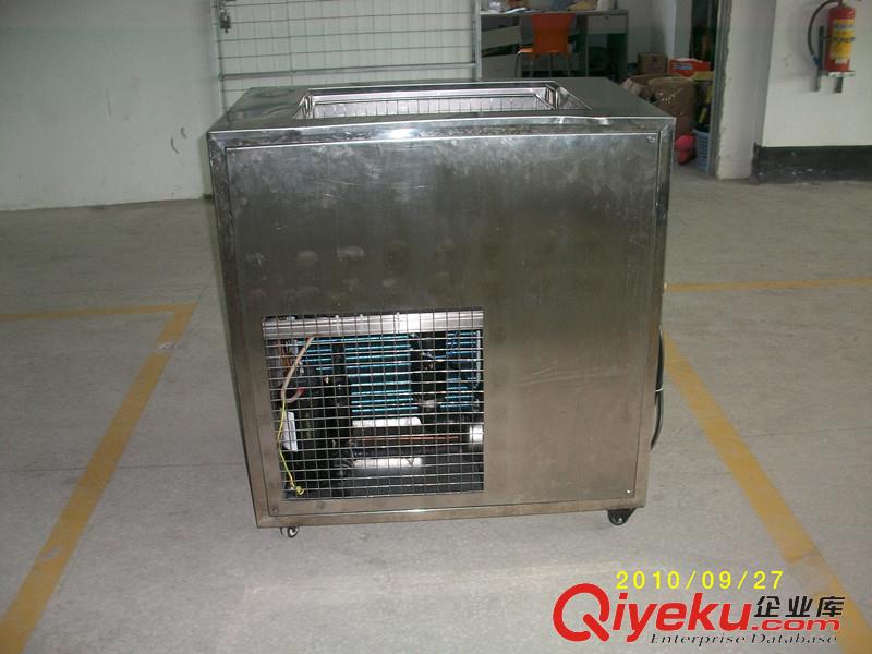 風(fēng)冷式冰水機原始圖片2