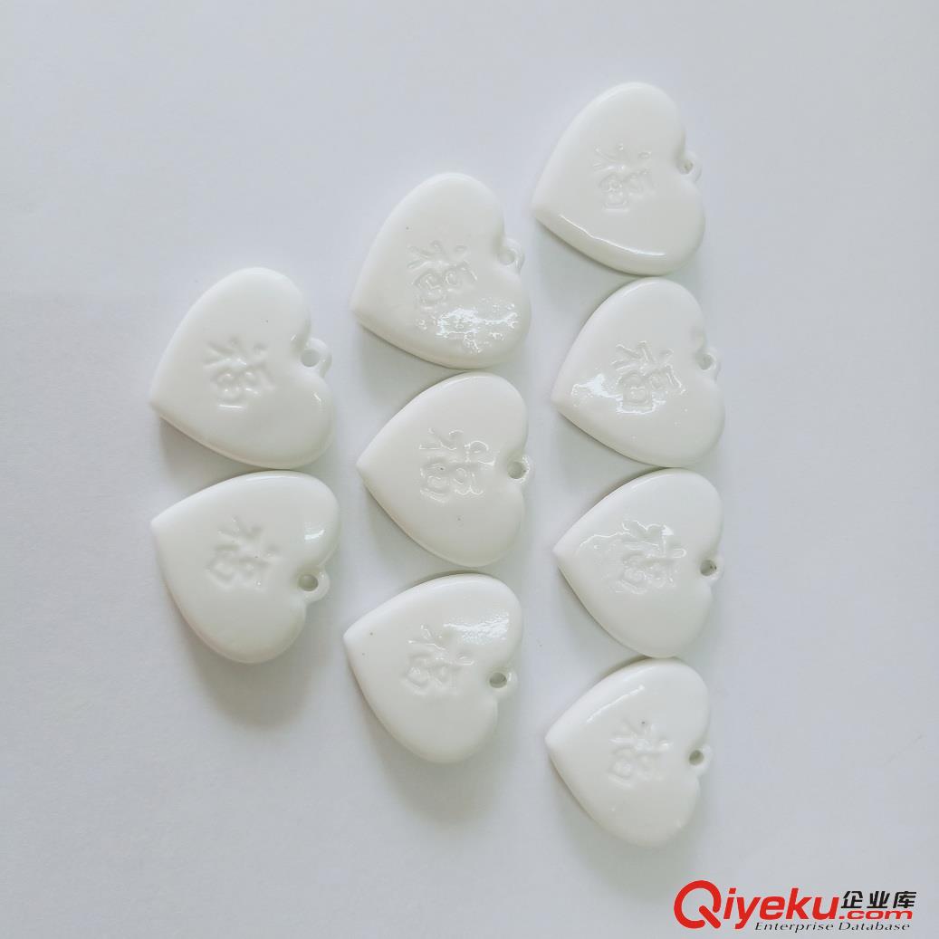 廠家供應(yīng)項鏈佩戴用心形吊墜 多色可選原始圖片3